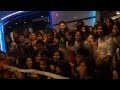 ใหม่ ดาวิกา &amp; แฟนคลับ ดูหนังพี่มากพระโขนง - YouTube