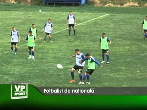 Fotbalist de națională
