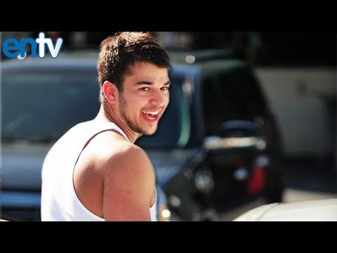 Wardrobe Whoopsies On Purpose Or An Accident Slideshow Fox