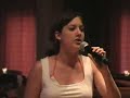El debut oficial de Verito como cantante El debut oficial de Verito como cantante