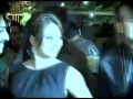 After having successfully organized Indias first ever Hair and Make-up Week earlier this year, hair and make-up experts Bharat and Dorris Godambe have now put together the B & D Awards, an awards function that aims at recognizing the gamut of talent in the make-up and hair segment in the country. Bharat and Dorris Award was recently organized at JW Marriott in Mumbai. Popular celebrities from Bollywood graced with the event with their presence. To name a few Shah Rukh Khan, Juhi Chawla, Kareena Kapoor, Ayesha Takia, Mahima Chowdhary, Jaya Bachchan, Sonu Sood and the list goes on. Just after SRK made his grand entry to the event, he greeted all his known ones in a very sweet and charming way. But surprisingly SRK just ignored Mahima Chowdhary. Infact Mahima even stood up to greet him, but SRK avoided herits a must watchtake a look!