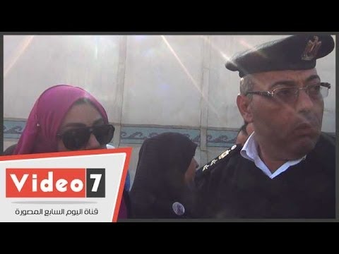 بالفيديو..شاهد أطرف حوار بين عميد شرطة وجويرية صفوت حجازى قبل زيارته بطرة