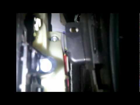 How to: Remove Ash tray / Accessory Socket panel Mazda 3