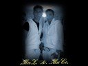 Alpharox (ft. Maz) - Niemand Alpharox (ft. Maz) - Niemand