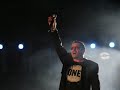 U2