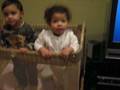 videos de Olivia and Zach in the playpen