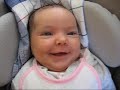 la piccola e bellissima angelica sorride felice bimbi bimba la piccola e bellissima angelica sorride felice bimbi bimba