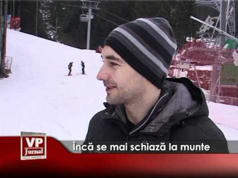 Încă se mai schiază la munte