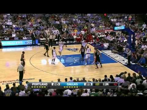 Nicolas Batum dunks on the Mavericks