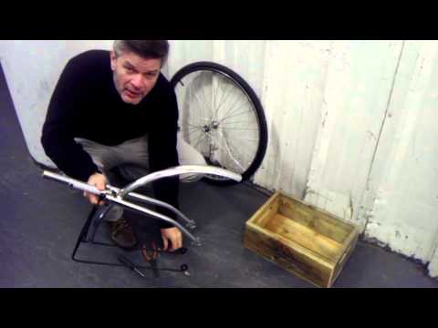 Video0010 - Bowery Lane Bicycles front rack and crate installation video. Axle mounted front rack.