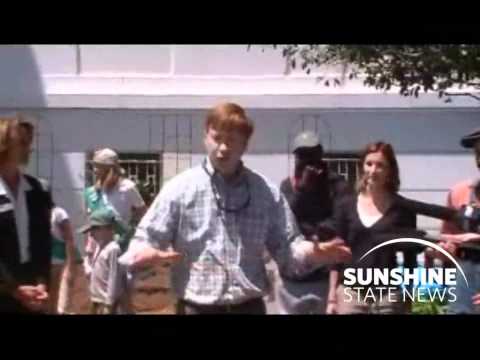 <i>Jim Turner</i>: Agriculture Commissioner Adam Putnam introduces the Fresh for Florida Kids Gardens outside the Holland Building in Tallahassee on April 23, 2012.