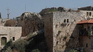 معليا: قرية علماء الآثار