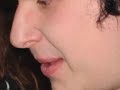 das ist ein lied aus der h�lle f�r einen wahren engel... ich finde diesen menschen einfach genial und dieses lied dr�ckt nichts anderes als wertsch�tzung aus und sollte auf keinen fall als beleidigung an iiirgenjemanden aufgefasst werden... peace on earth, cheers