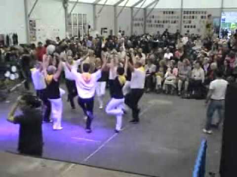 l'amic Vernet - Dia Universal de la Diversitat Cultural.wmv l'amic Vernet - Dia Universal de la Diversitat Cultural.wmv