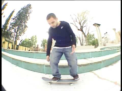 HEELFLIP POR RODRIGO MENA