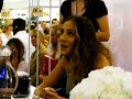 sarah jessica parker promoting her perfume 