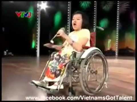 vietnam's got talent - In Vietnam's Got Talent 2012 's audition round, a 15 year-old girl impressed everybody watching. The brittle bone disease put Phuong Anh in the wheelchair si...