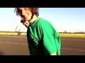 Click here to watch this video to kitelongboard: strapless on land