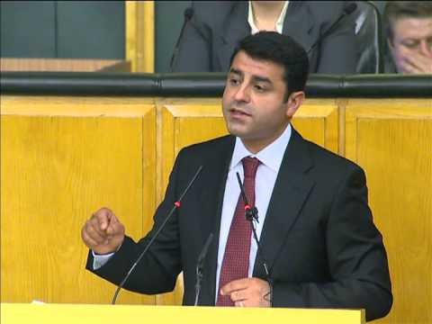 bdp - Eş Genel Başkanımız Selahattin Demirtaş tarafından gerçekleştirilen haftalık grup toplantımız.