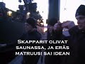 Alikessu uimassa