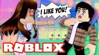 My Girlfriend Thinks I Cheated On Her With The New Girl Roblox
