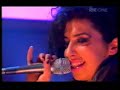 RTÉ Television - Tubridy Tonight Amy Winehouse singing Rehab with Andre Antunes on Drums Ireland.