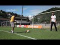 Kareem Abdul-Jabbar bate bola com Neymar