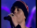 Hero 100% live performance by Enrique Iglesias, 2002. Song is from Enrique' album Escape, 2001.
