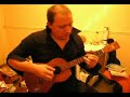 KDUS - �gua de beber - eau potable - baritone ukulele