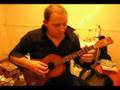 KDUS - àgua de beber - eau potable - baritone ukulele