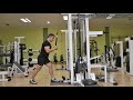 Extensión de tríceps en polea con cuerda