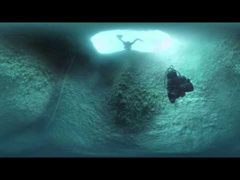 The Well- Underwater 360 VR Experience - YouTube