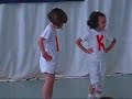 Paula bailando batuka