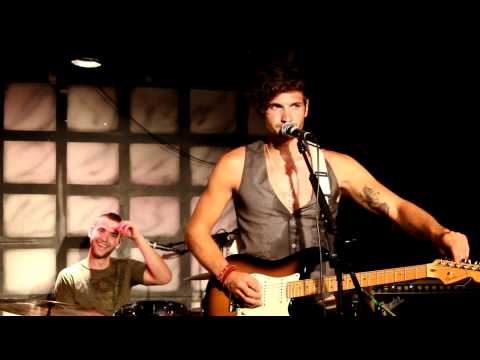 how to locate up band