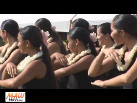 Keali'i Reichel and Halau Kealaokamaile at Ag Fest Maui 2011 - April 2, 2011