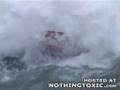 NAVIO E ONDAS FENOMENAIS