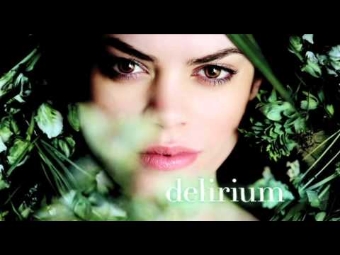 DELIRIUM Trilogy by Lauren Oliver