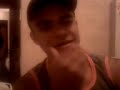 Hugo morrendo pra furar a orelha