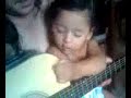Thatal tocando violão 08-11-09.avi