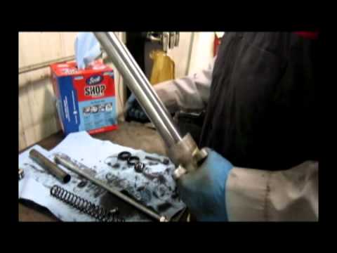 Suzuki GS500 Fork Seal Replacement