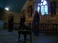 chant de chappelles 2008 : dimanche 24 ao�t � 18h30 chapelle saint gu�nol� - plougastel

r�jouissons-nous d'accueillir � plougastel annie ebrel, native du centre bretagne, nol�en le buh� la tr�goroise, marthe vassallo la vannetaise qui feront vivre et nous communiqueront la tradition du chant breton. d�s leur prime jeunesse, ces trois chanteuses ont ressenti une attirance, une sensibilit�, un besoin d'exprimer par le chant la po�sie des m�lodies et la vitalit� des rythmes de leurs terroirs. servis par trois voix exceptionnelles et compl�mentaires, leurs parcours se croisent et s'enrichissent mutuellement. elles se retrouvent sur le terrain commun du kan ha diskan. gr�ce � sa voix bien plac�e, typ�e, annie affirme un fort temp�rament d'artiste. les accents subtils et le timbre unique de nol�en d�voilent sa passion respectueuse de la tradition, alors que marthe, habit�e d'une ardeur et d'une curiosit� audacieuse, m�ne sa route vers l'excellence de l'expression. ces trois voix, ces trois chants m�l�s partagent en le construisant un univers vivant, fort et vibrant d'�motion.