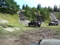 videos de Alex climbs the hill