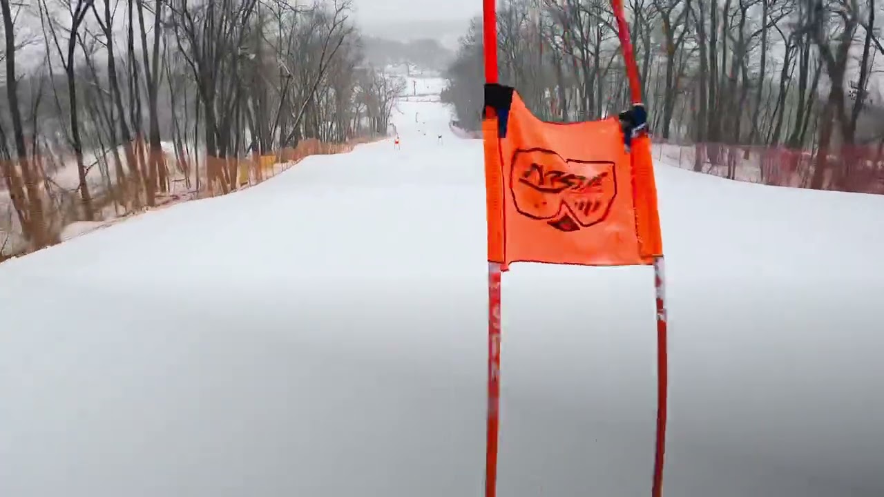 SkiBumDad Runs Nastar Course