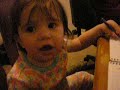Sarah dibujando