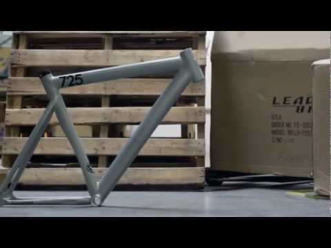 City Grounds x Leader 2013 725 Mid LTD Fixed Gear Frame City Grounds x Leader 2013 725 Mid LTD Fixed Gear Frame