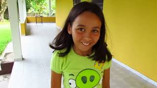 A LUNA CAIU ANDANDO COM TÊNIS DE RODINHA?