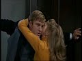 jane fonda robert redford a piedi nudi nel parco