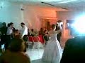 jogando o buqu� - casamento do Mour�o