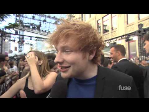 ed - We caught up with Ed Sheeran on the red carpet of the 2013 MuchMusic Video Awards. Subscribe to the Fuse YouTube channel: http://bit.ly/fuseSub Check out all...
