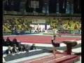 videos de Young gymnasts doing amazing skills.